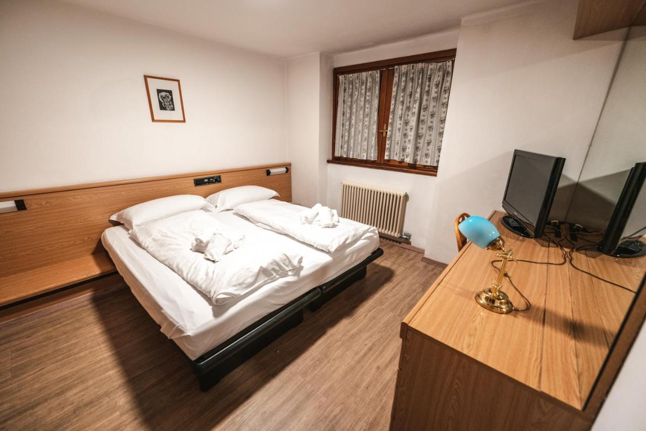 Smart Hotel Renzi Фольгарида Экстерьер фото