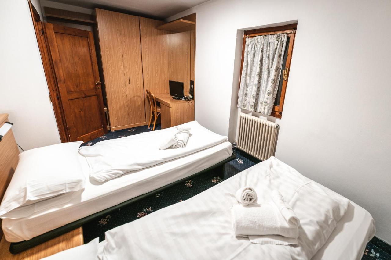 Smart Hotel Renzi Фольгарида Экстерьер фото