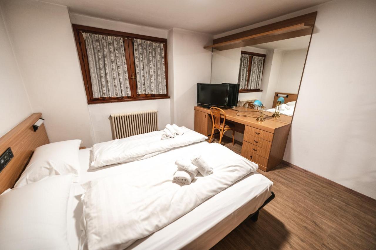 Smart Hotel Renzi Фольгарида Экстерьер фото