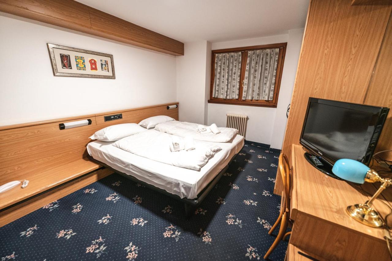 Smart Hotel Renzi Фольгарида Экстерьер фото
